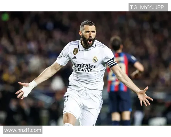 皇马与曼联巅峰对决比赛直播全程回顾与精彩瞬间解析